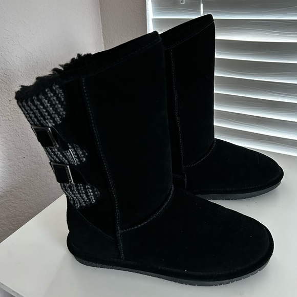BearPaw boots, like new. - Picture 5 of 8